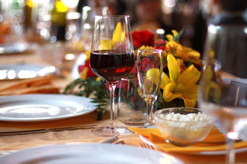 餐飲公司代理記賬價格如何？代理記賬報稅遵循怎樣的流程？