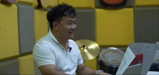 超級(jí)慧客廳丨小城里純粹的音樂教育者