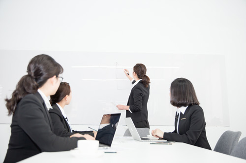 私人代理記賬會計和代理記賬公司有什么區(qū)別？